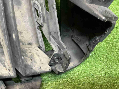 Решетка перед. бампера Porsche Cayenne 958 (14-18)