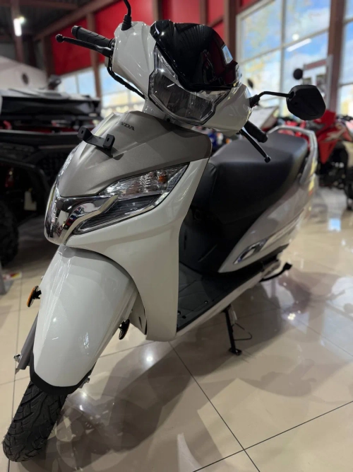 Скутер Honda ACTIVA 125СС серый