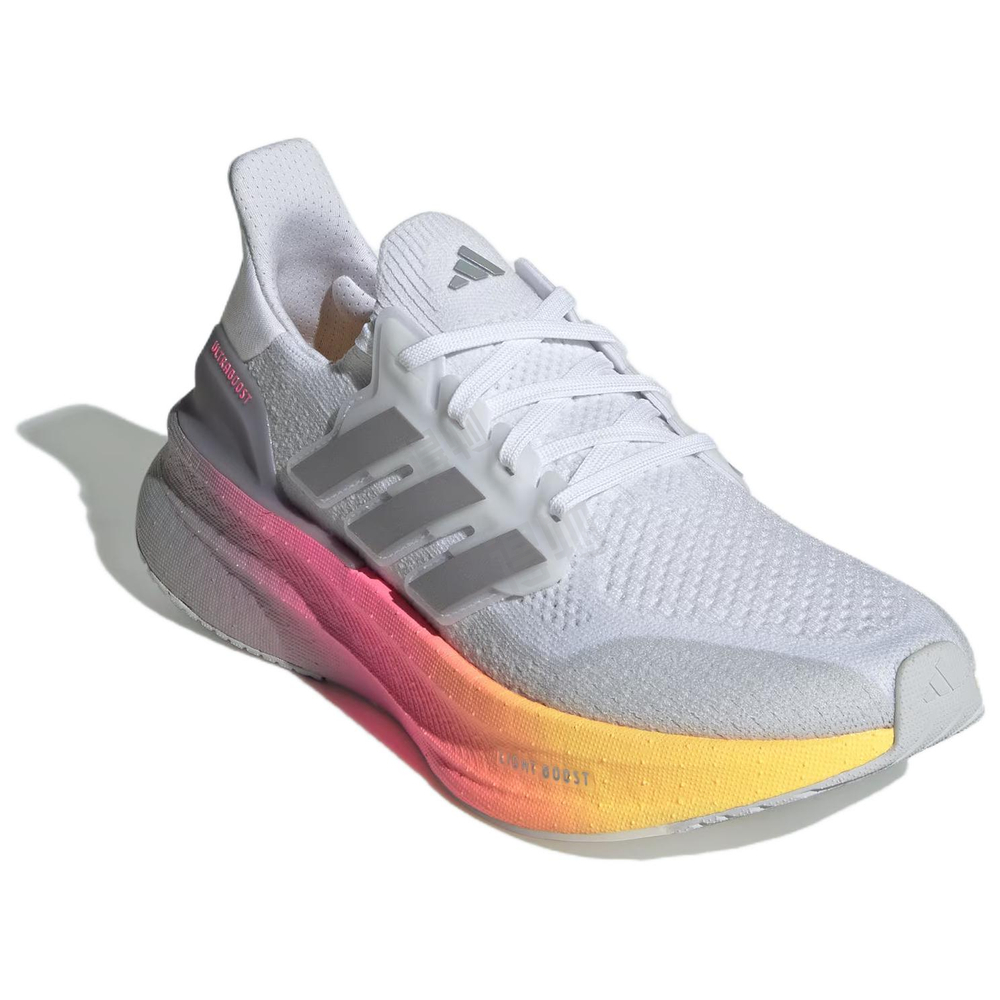 Кроссовки Adidas Ultraboost 5.0 (Женская размерная сетка)