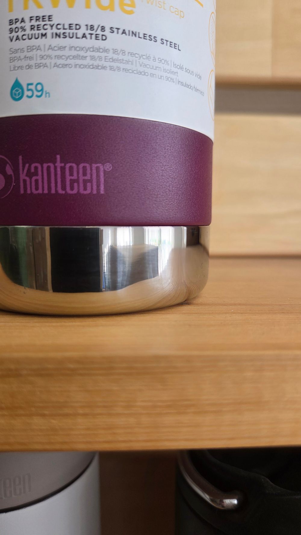 Термокружка Klean Kanteen TKWide Twist Cap 20oz (592 мл) Purple Potion (скол, небольшая вмятина на донышке)