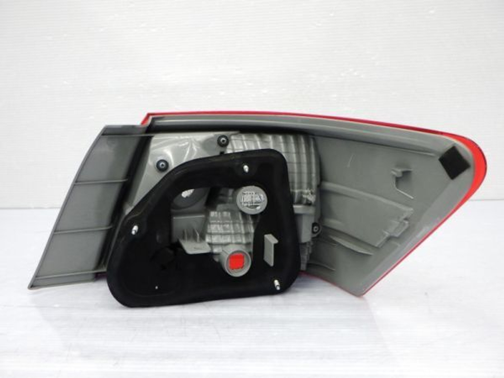 стоп левый Toyota Premio 2011 ZRT260 20-453