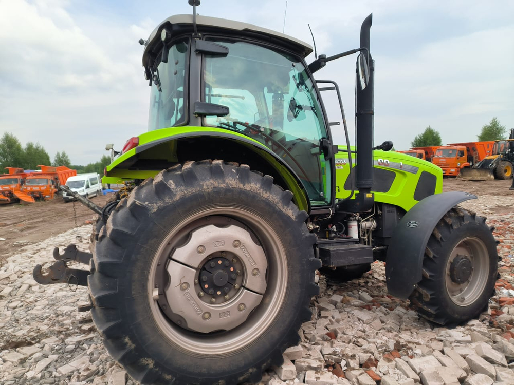 Zoomlion RS1604 Трактор RS1604 (Дизельный, 6,5 л, 160 л.с., МТ)
