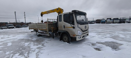 FAW Tiger V 4x2 Бортовой с КМУ CA1081P40K2L4E5A85 (Дизельный, 3.8 л, 165 л.с. МТ)