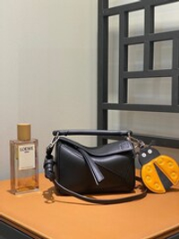 Loewe Puzzle 18 cm