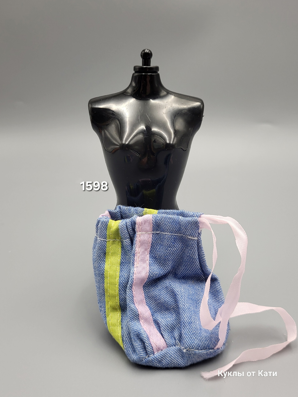 Аксессуар для куклы Барби винтаж - рюкзак 01598