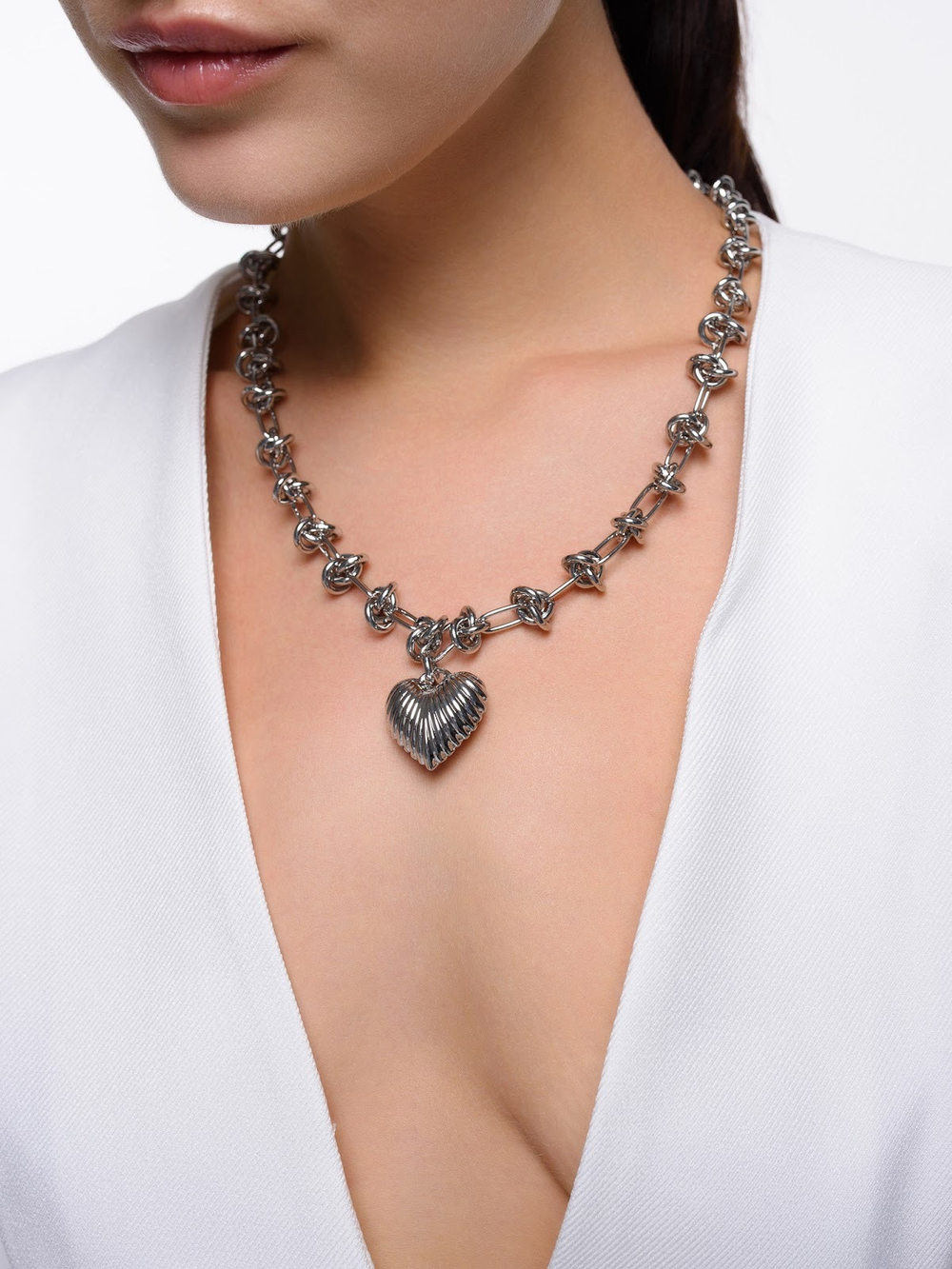 Колье "Knot Heart" Silver