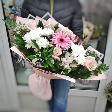 Авторский букет в розовой гамме