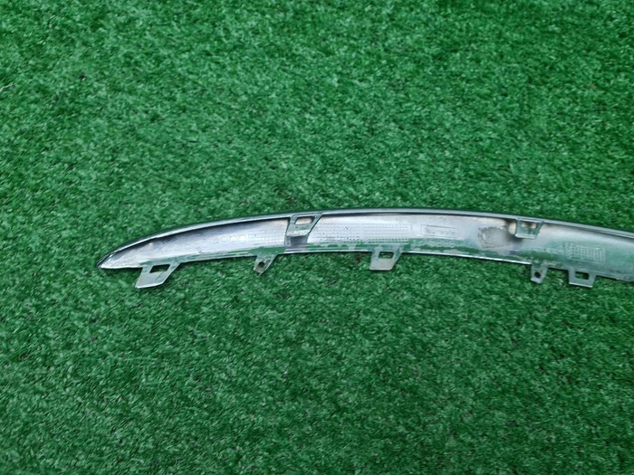 Молдинг бампера Mercedes S W222 (17-20) Maybach