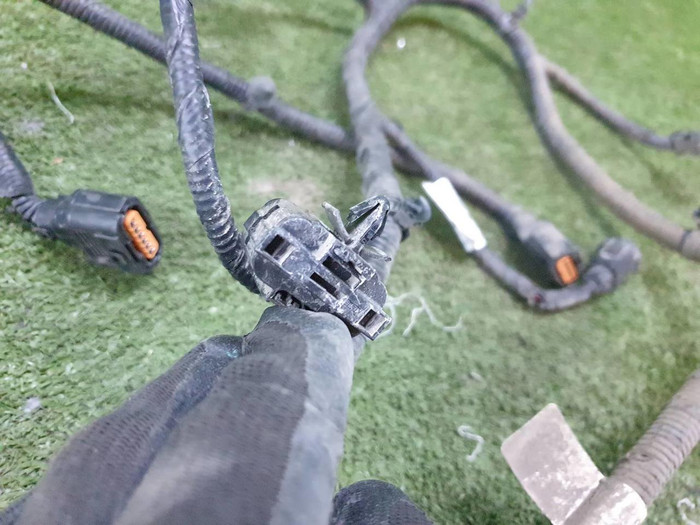 Проводка заднего бампера Genesis GV80 (2020-2023)