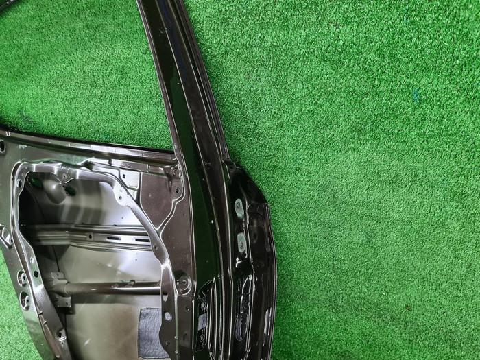 Дверь задняя левая Genesis G70 (2017-н.в.)