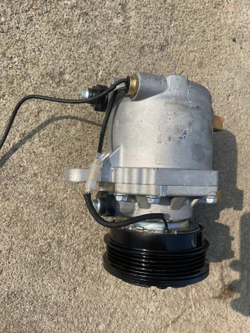 Компрессор кондиционера Dongfeng Fengguang 330/360/S560/350/370/580 оригинальный