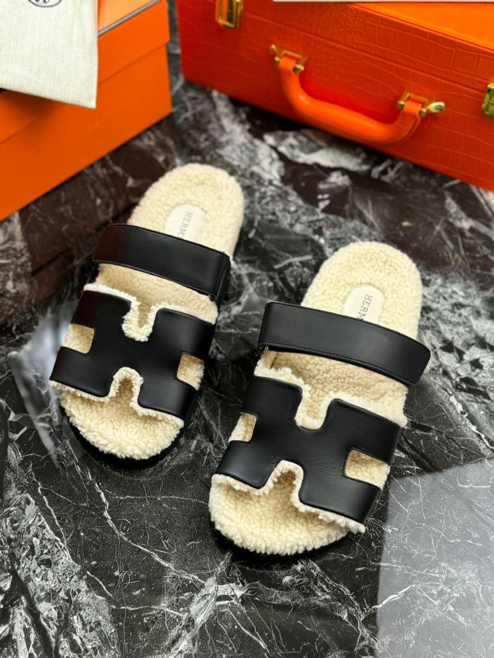 Шлепанцы Hermes