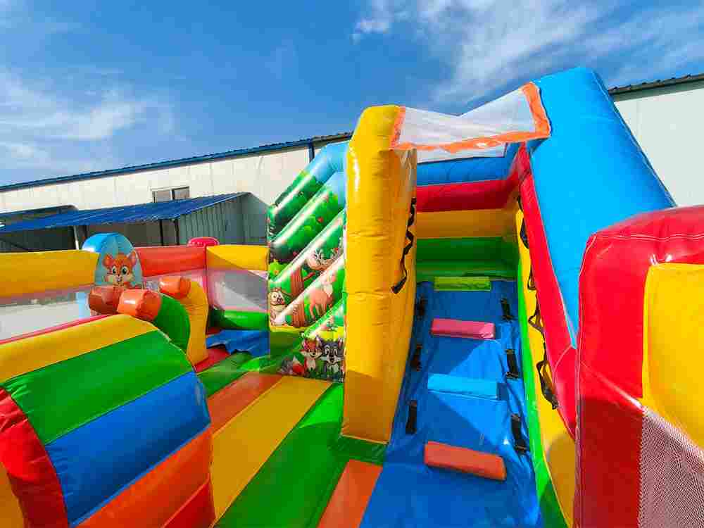 Коммерческий надувной батут «Царство зверей 2», 5x5x2.8 м.