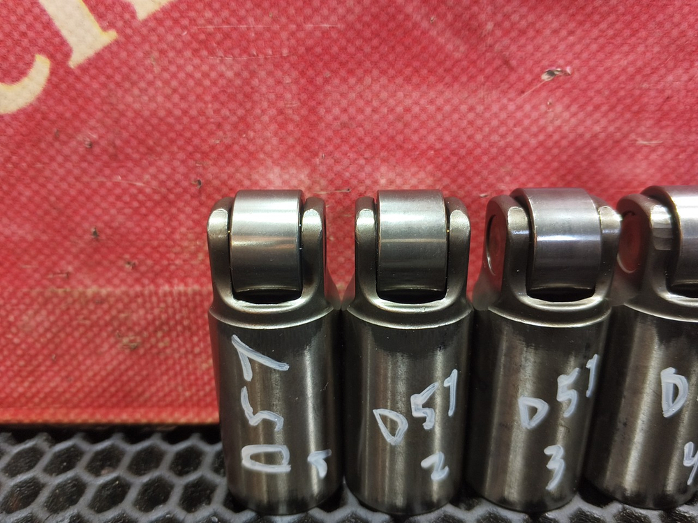 Комплект толкателей впускного клапана 2019г