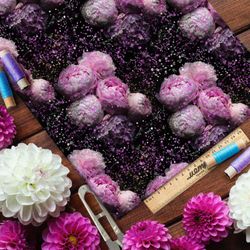 Ткань шелк Армани маслом нарисованные пионы на чёрном фоне с пыльцой