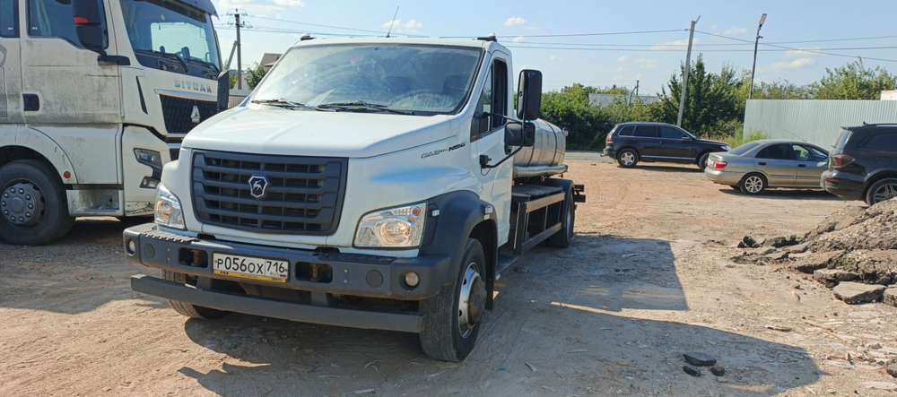 GAZ GAZON NEXT Автоцистерна пищевая 28243M (Дизельный, 4,4 л, 169 л.с., МТ, 10 т.)