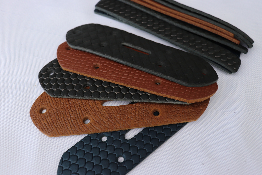 Комплект: запряжник + 2 тренчика с отделкой