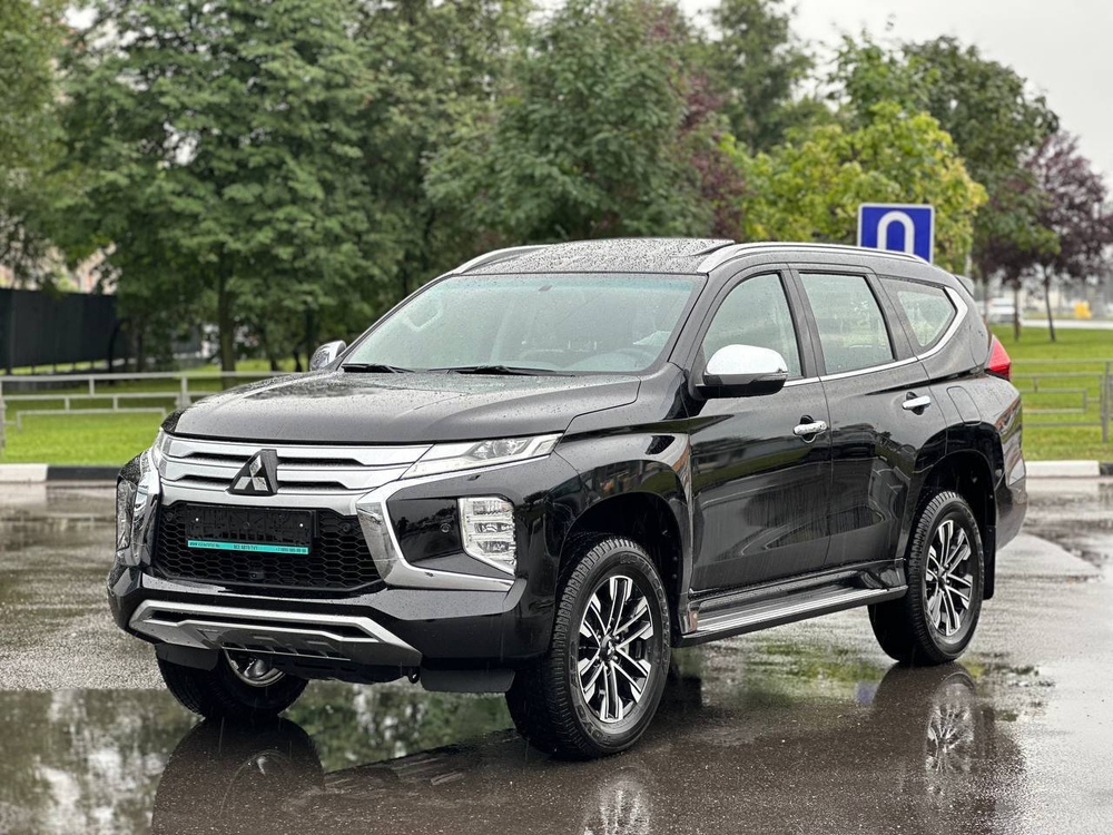 Mitsubishi Montero Sport 2023г.в.