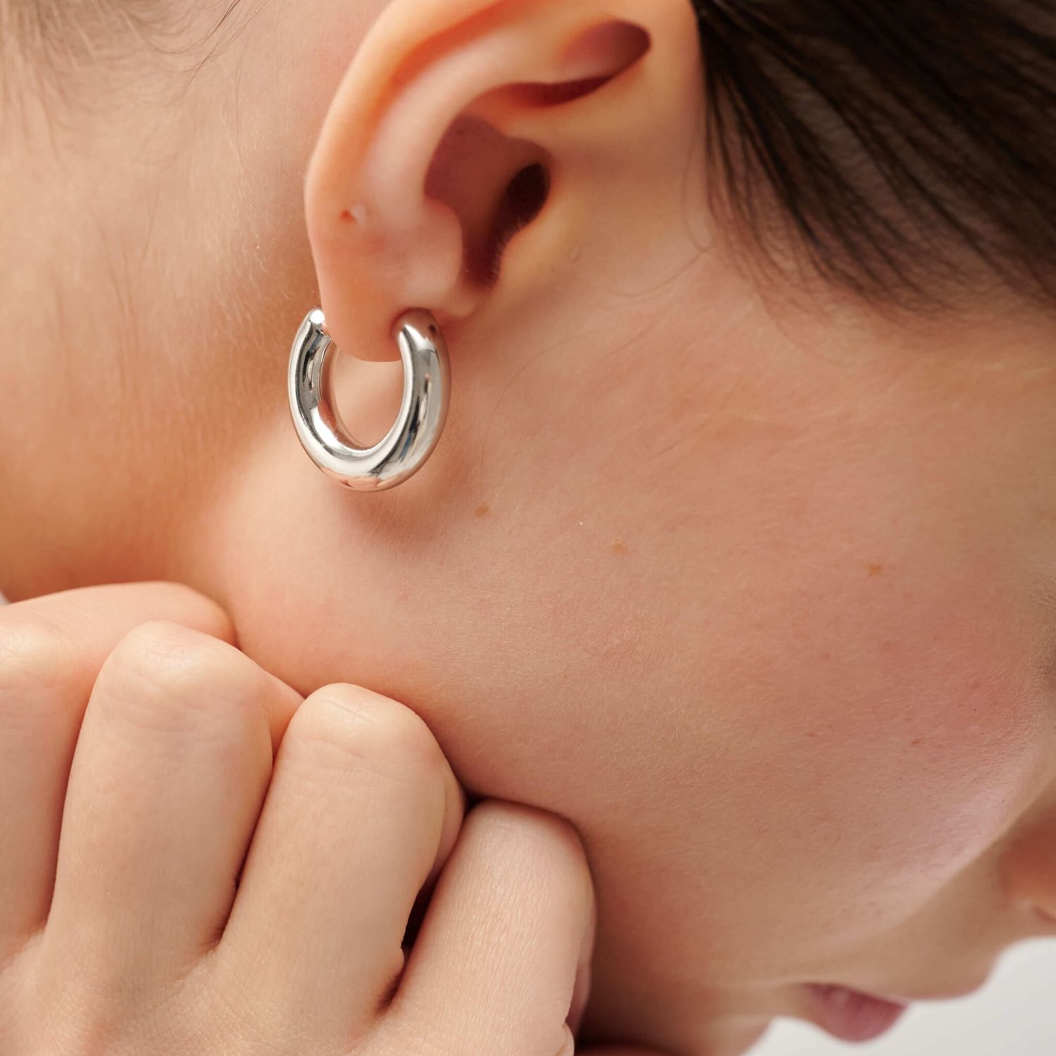 Серьги Base Hoop Earrings