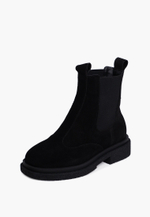 Ботинки // Magda // Black // Suede