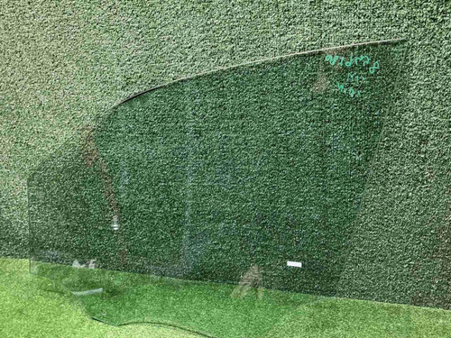 Стекло двери переднее RH Mercedes GLS X167 (19-нв)