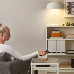 IKEA NORDMÄRKE  (ИКЕА НОРДМÄРКЕ)  -  Индукционное зарядное устройство, белый/черный