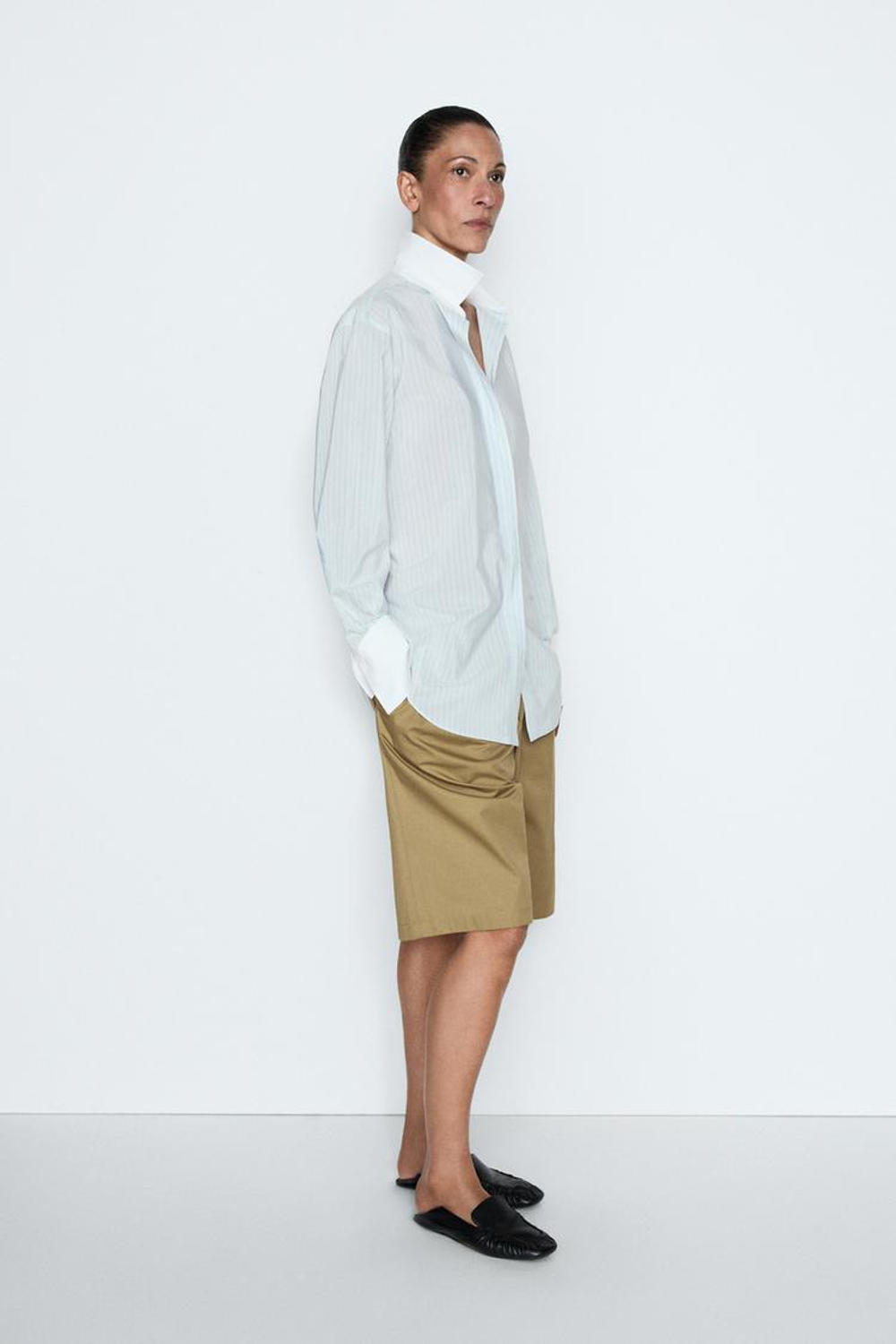 Massimo Dutti Бермуды с перекрестной застежкой - STUDIO, хаки