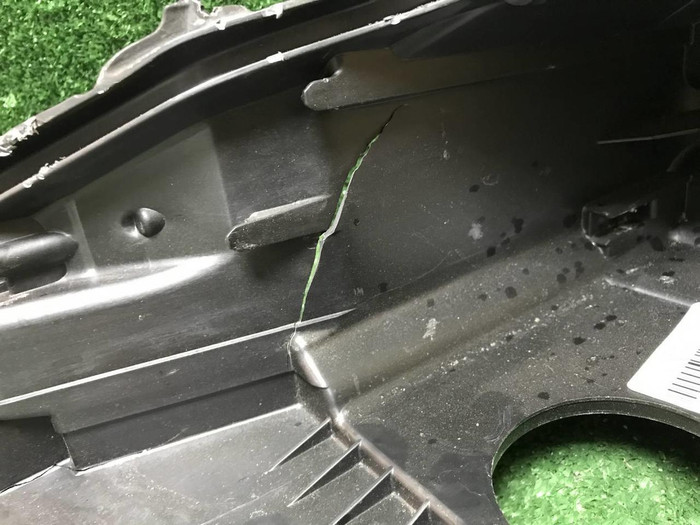 Корпус фары левый Lexus ES 7 (2018-н.в.)