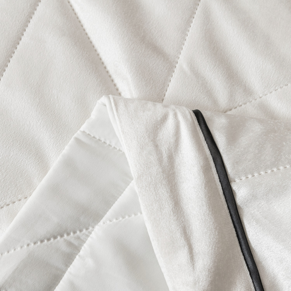 Велюровое покрывало в клетку с наволочками OVL032