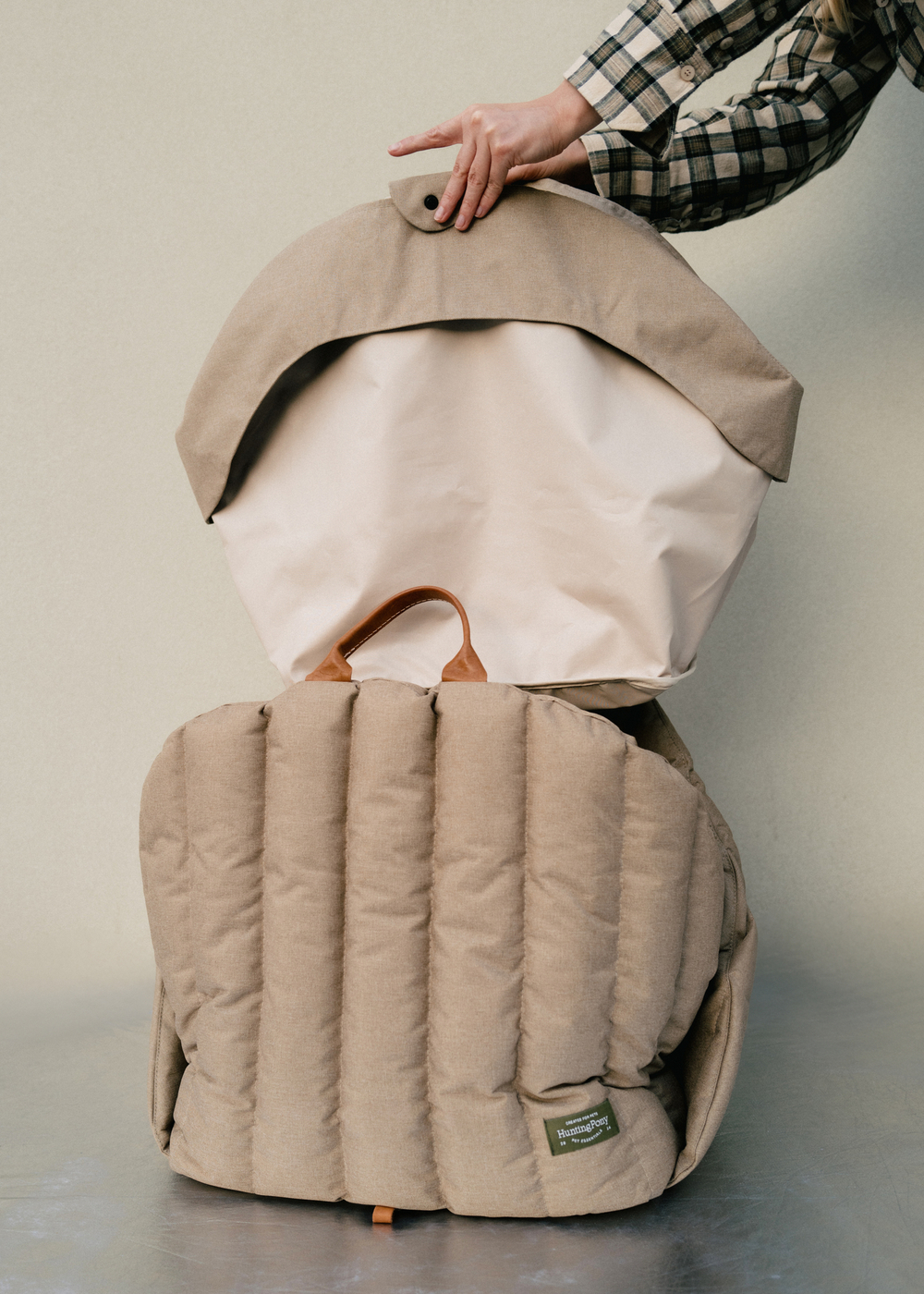 Комплект: Автокресло бежевое + чехол облегченный