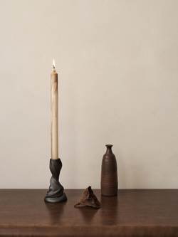 Подсвечник Ferm Living Gale Candle Holder, Small, Blackened Aluminium