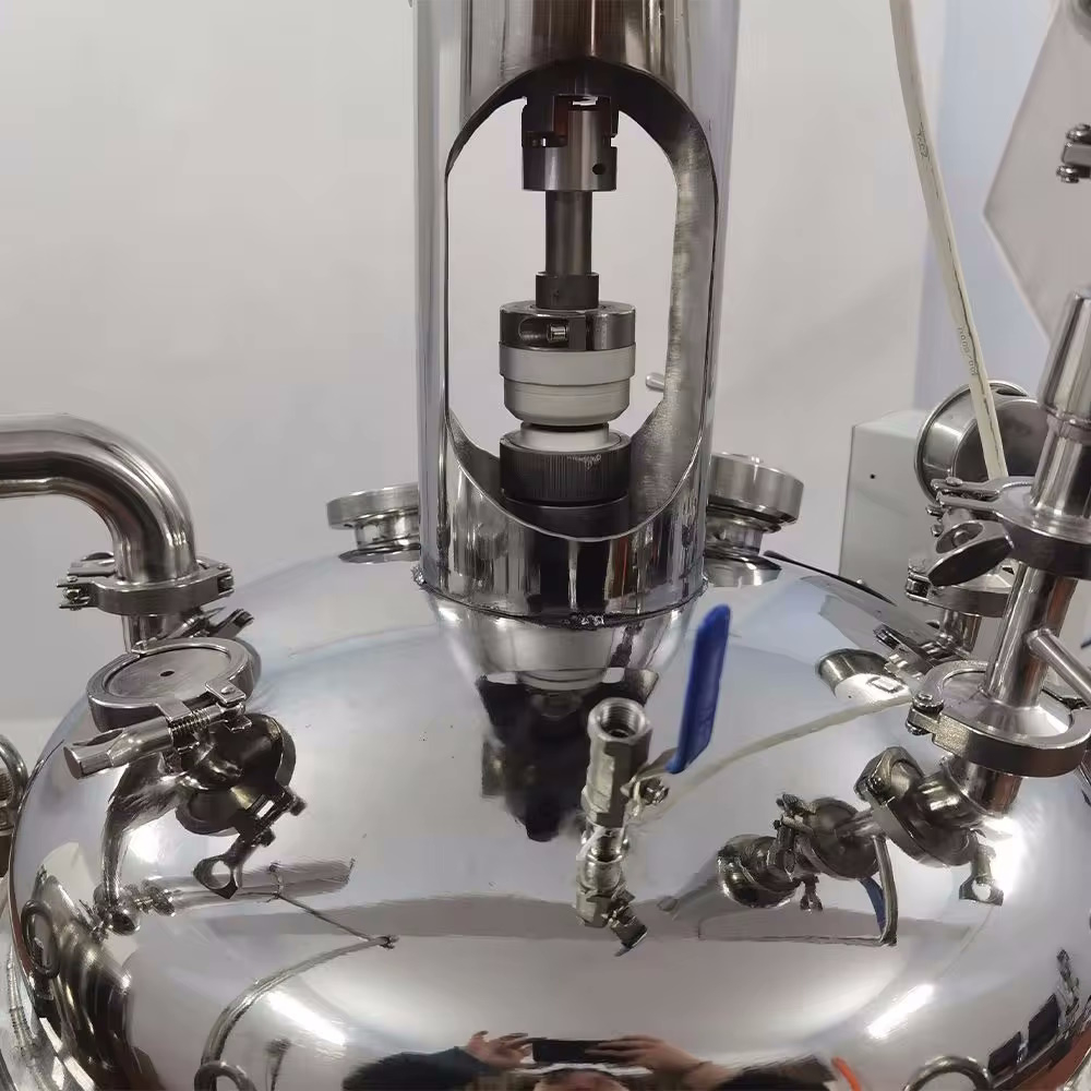 Двухслойный реактор из нержавеющей стали , 200 л.