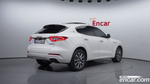 Maserati Levante 3.0 AWD GranLusso (06.2020)