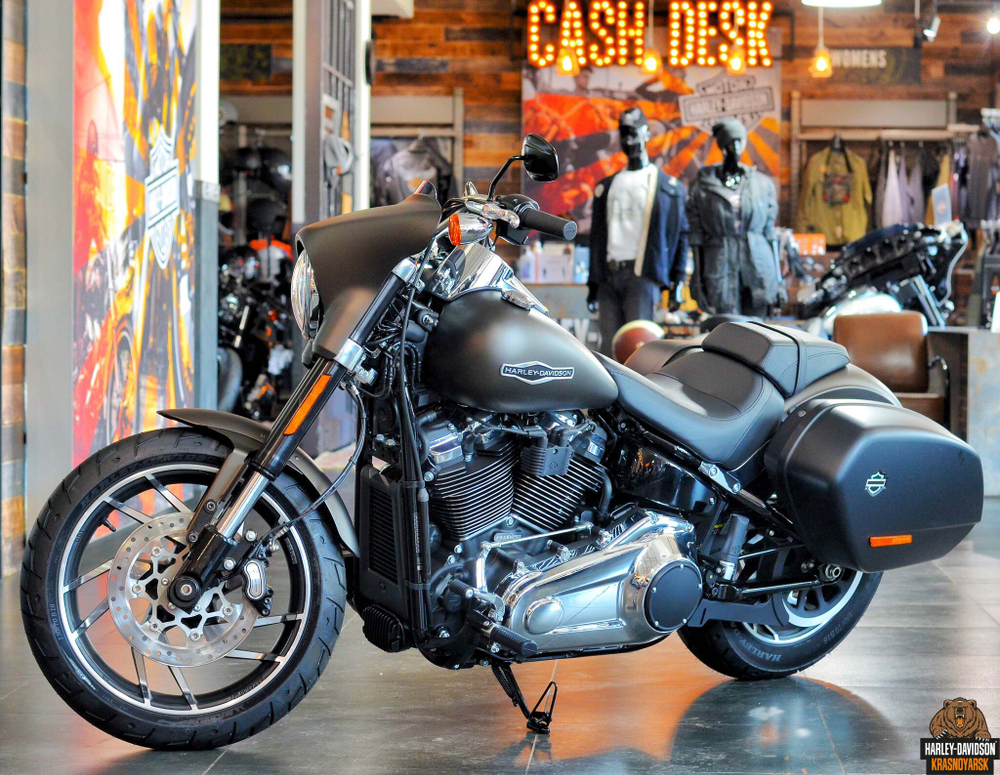 Harley-Davidson® Softail® Sport Glide™ (FLSB) 2020