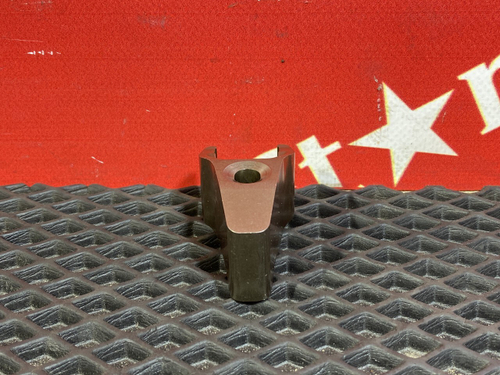 Кронштейн форсунки