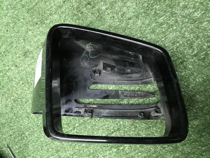 Крышка зеркала правая Mercedes M GLE W166 (11-18)