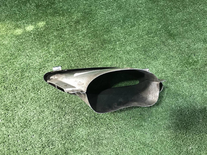 Насадка глушителя левая Mercedes CLA w117 (2016-2019)