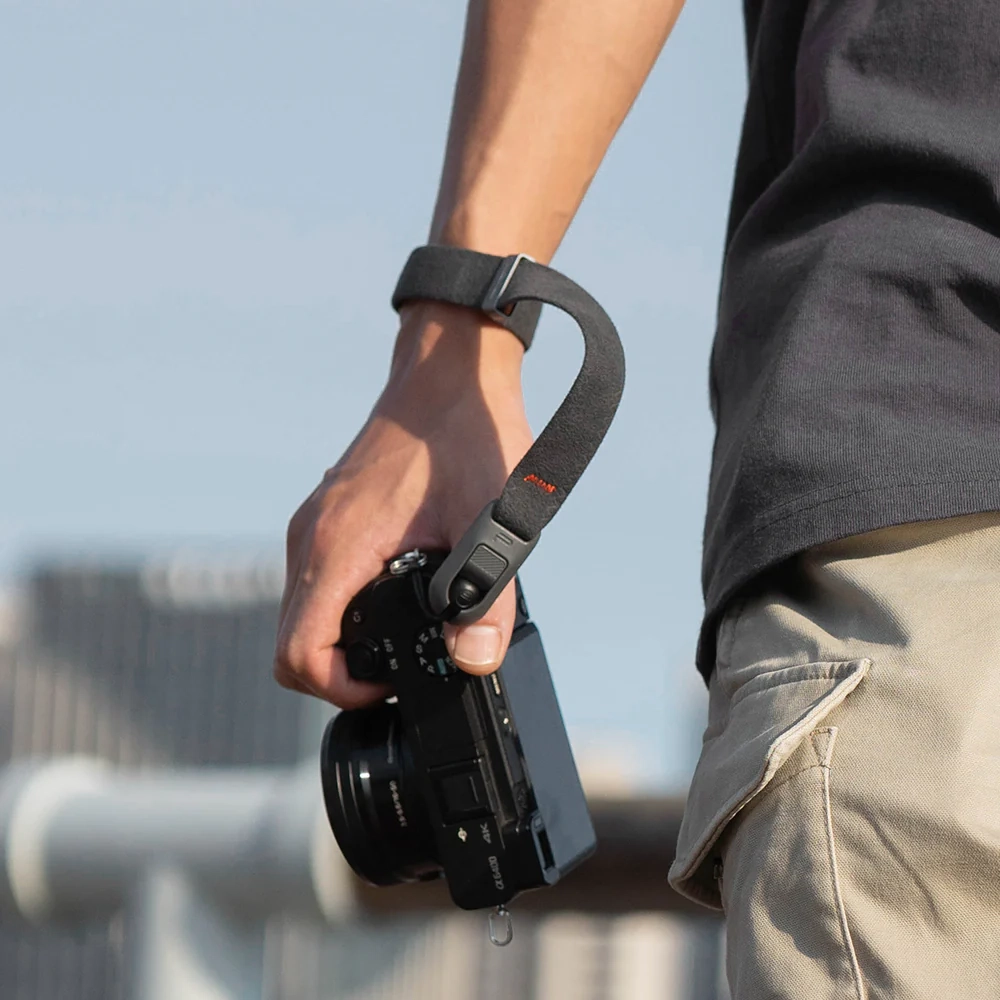 Ремень на запястье PGYTECH Camera Wrist Strap Air, цвет Oak Grey