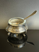 Солонка с ложкой, растительный орнамент, клеймо, стекло, мельхиор, винтаж СССР 1970-1990 гг