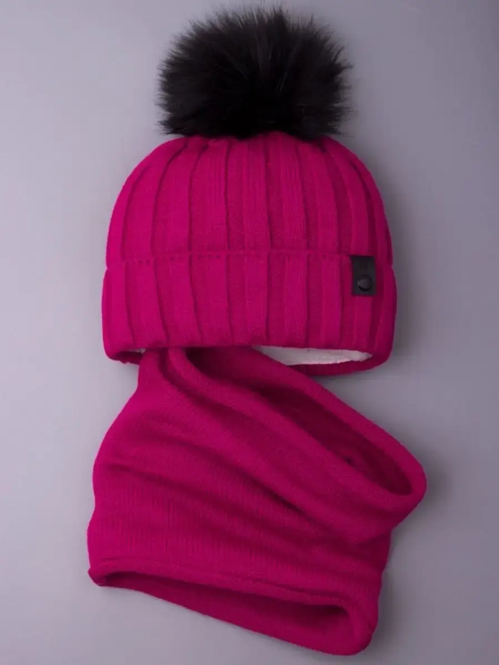 Шапка детская зимняя вязаная с помпоном и снуд