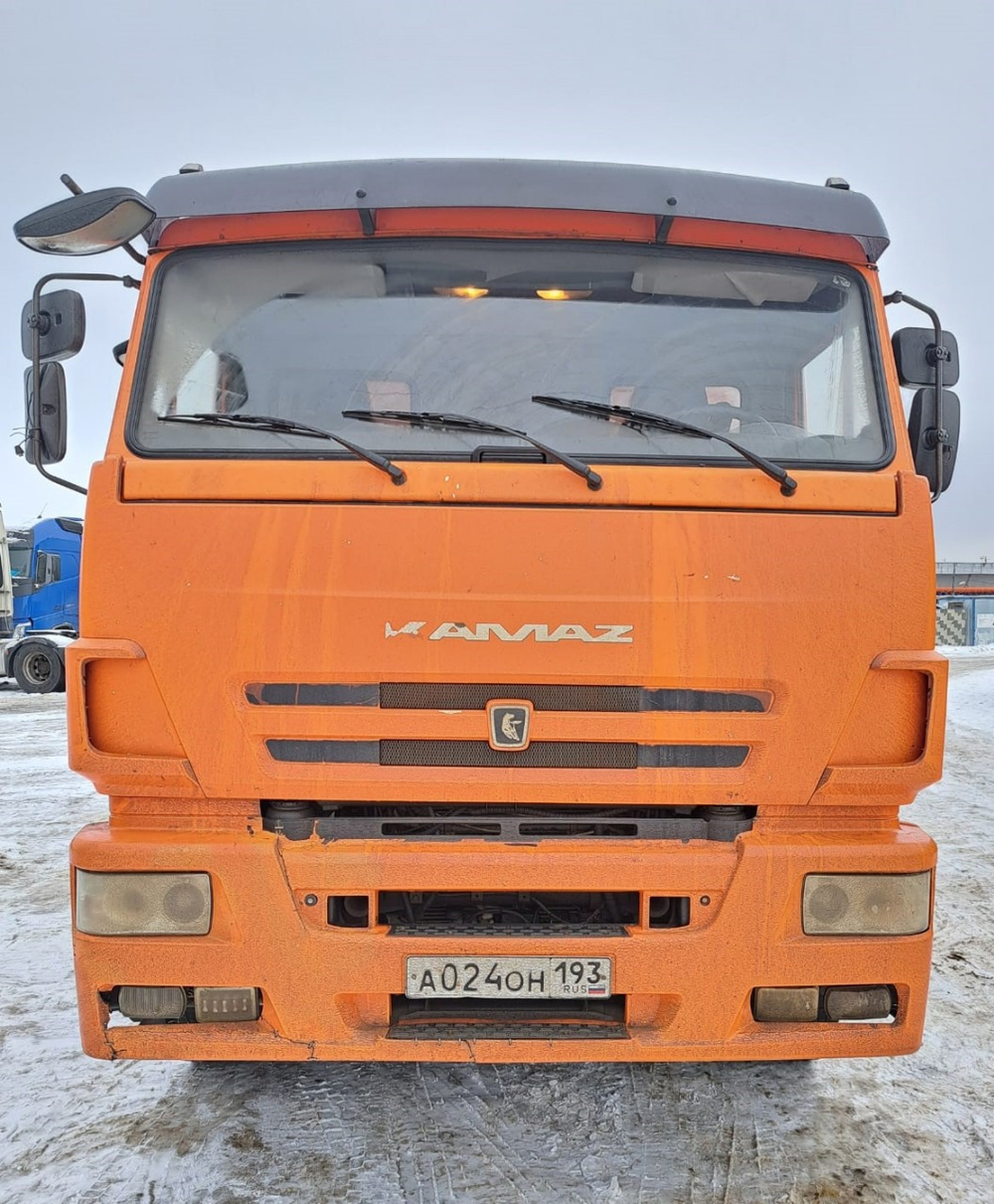 КамАЗ 65201 8x4 Самосвал 65201-53 (Дизельный, 11,8 л, 400 л.с., МТ)