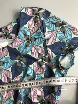 Платье D&T приталенное,визуально на 42 размер