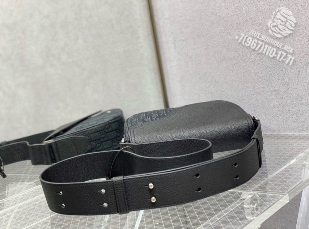 Сумка через плечо Christian Dior Saddle