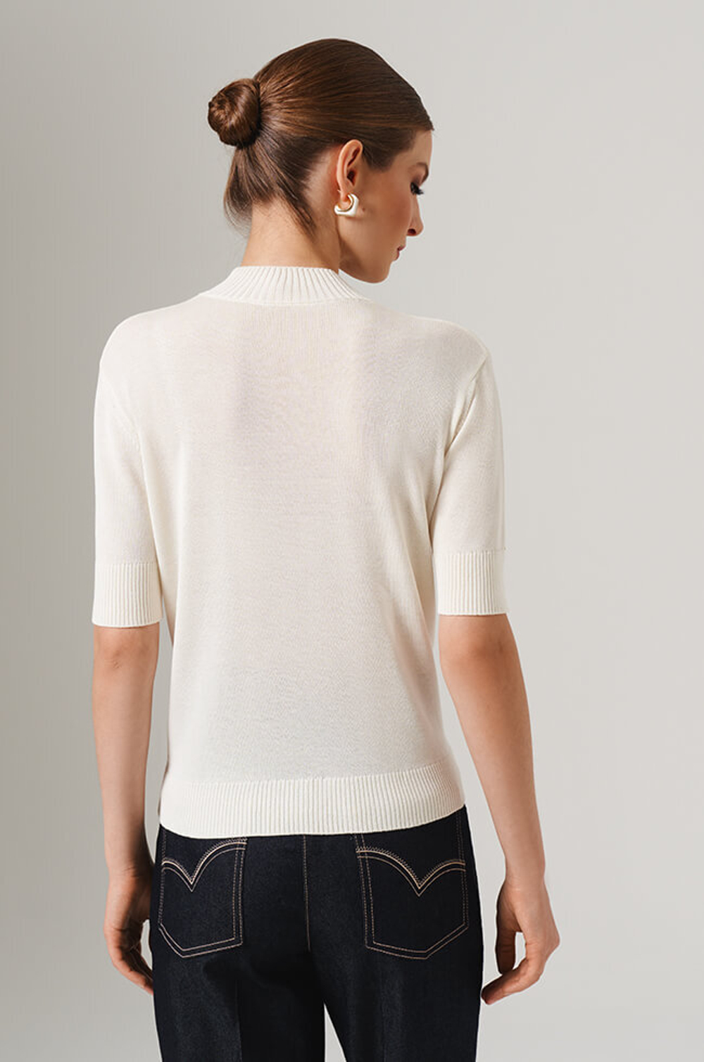 23142 Джемпер женский (молочный)