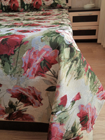 Покрывало гобеленовое Акварельные розы 2-спальный (180х200)