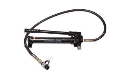 Насос гидравлический ручной (20-700bar,емкость масла-0.6л, длина-380мм,ширина-120мм,высота-140мм) FORCEKRAFT FK-B700C