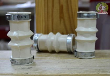 Муфта соединительная компенсаторная квадратная с хомутами