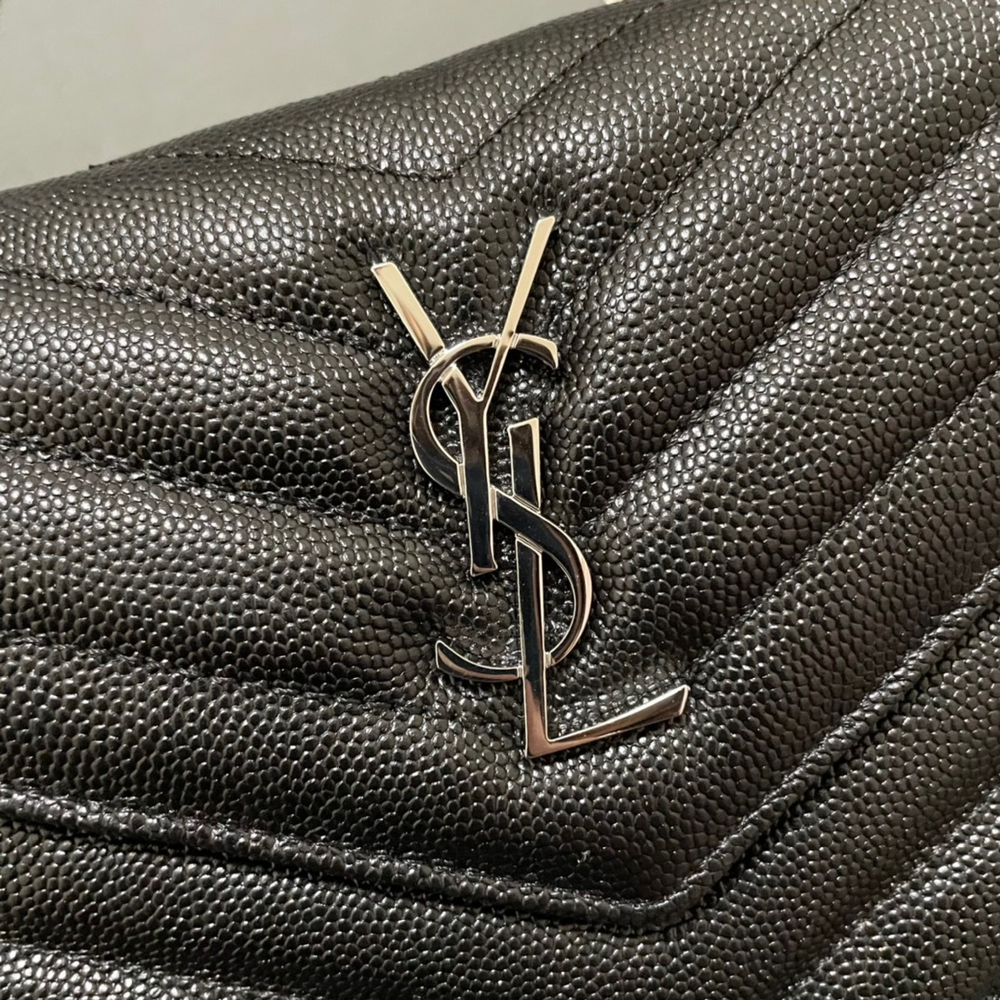 Saint Laurent WOC 19 cm