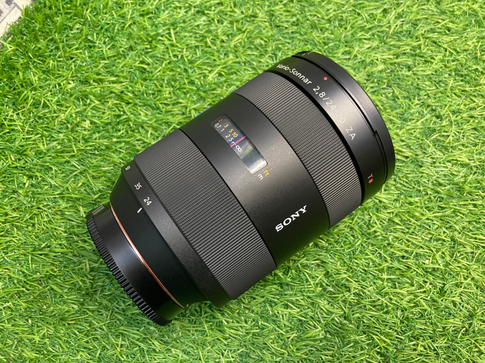 Sony Carl Zeiss Vario-Sonnar T*24-70mm 2.8 ZA SSM