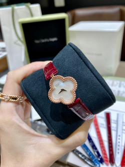 VCA Sweet Alhambra Watch